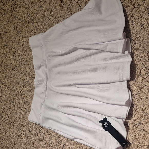 Dresses & Skirts - Chic White Skater Skirt - XXL